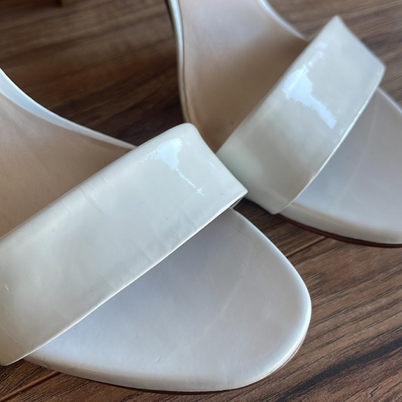 New with defects KARL LAGERFELD PARIS-Ankle Strap CIEONE Heels Shoes Size 11M - Picture 7 of 7